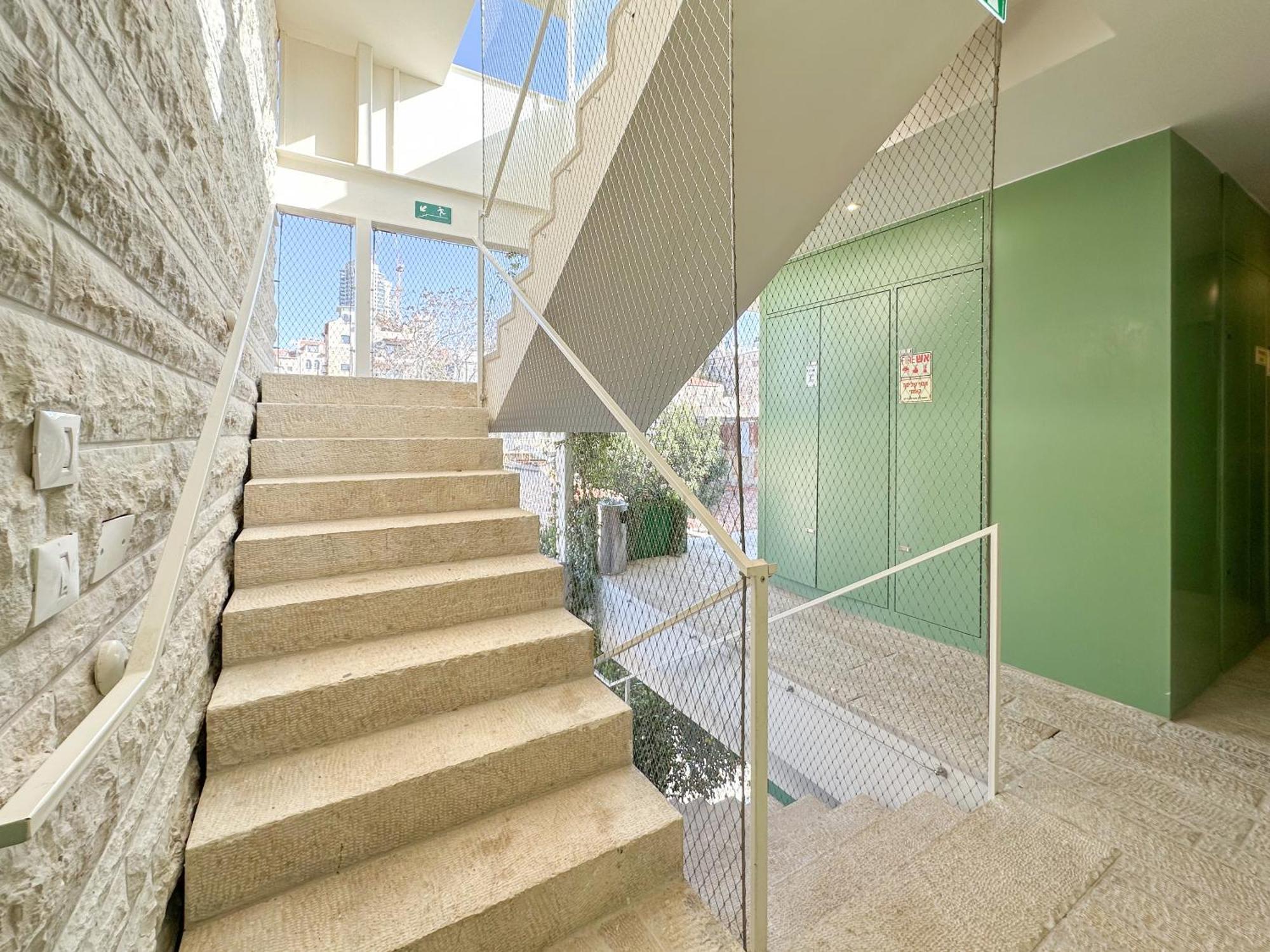 The J - Luxury Apartments By Localz Jerusalem Eksteriør billede